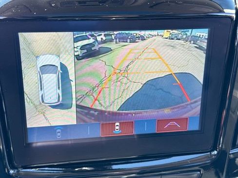 Used 2019 Chevrolet Traverse Premier w/ LPO, Blackout Package image 17