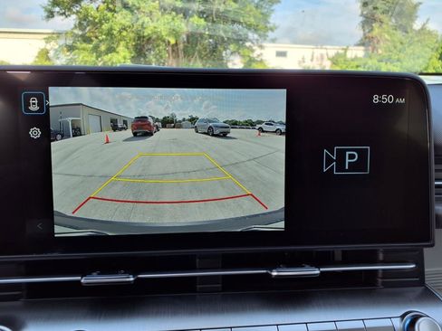 Used 2025 Hyundai Kona SEL image 22