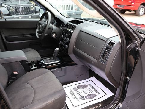 Used 2009 MAZDA Tribute i Sport FWD image 23