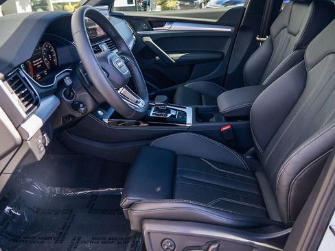 Certified 2025 Audi Q5 2.0T Premium Plus w/ Premium Plus Package AWD/4WD image 21