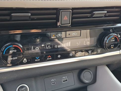 Used 2022 Nissan Rogue SL w/ SL Premium Package AWD/4WD image 15