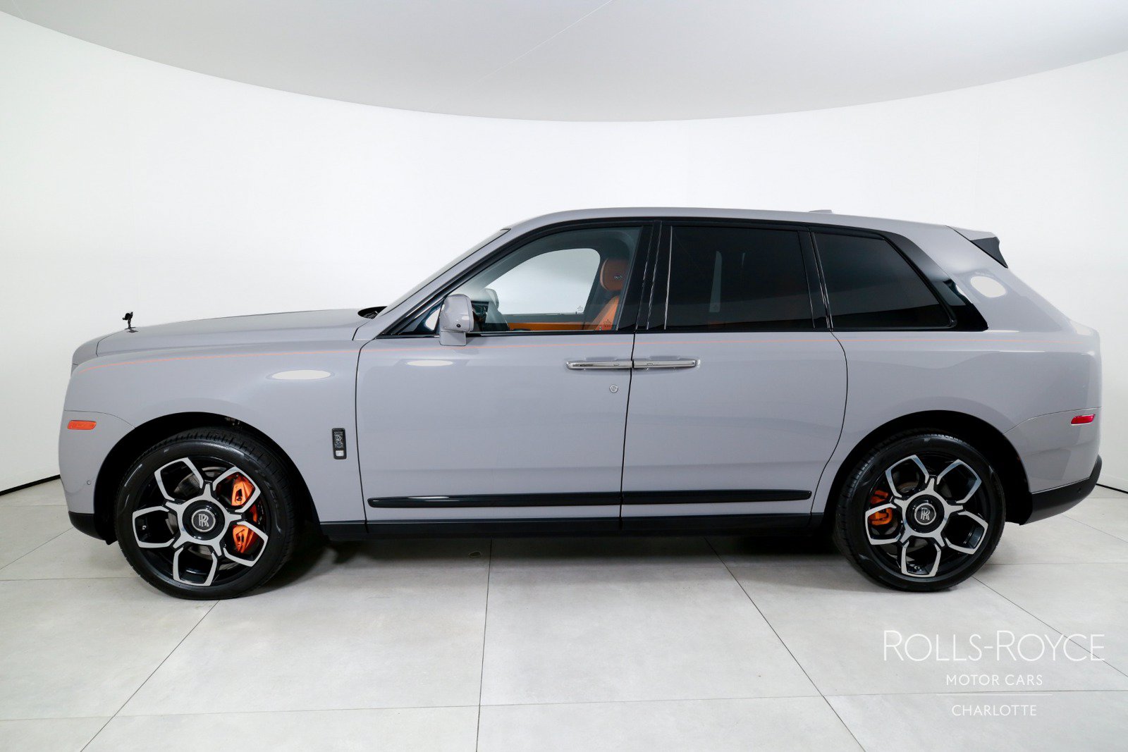 Certified 2023 Rolls-Royce Cullinan Black Badge w/ Driver's Package AWD/4WD image 3