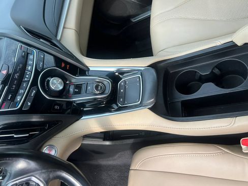 Used 2022 Acura RDX w/ Technology Package AWD/4WD image 16