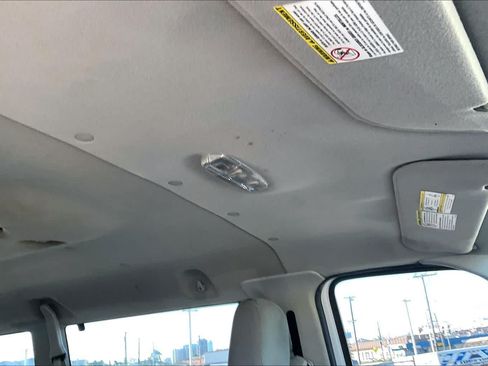 Used 2011 Ford E-350 and Econoline 350 XLT RWD image 30