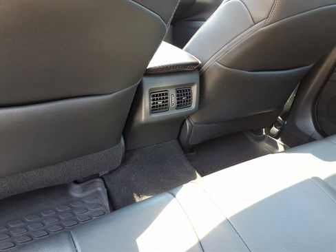 Used 2018 Toyota Camry XSE FWD image 16