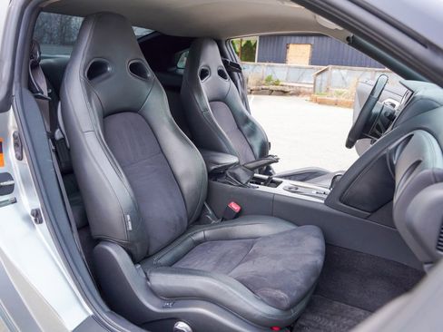 Used 2010 Nissan GT-R Premium AWD/4WD image 35