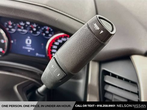 Used 2015 GMC Yukon XL Denali w/ Premium Package AWD/4WD image 17
