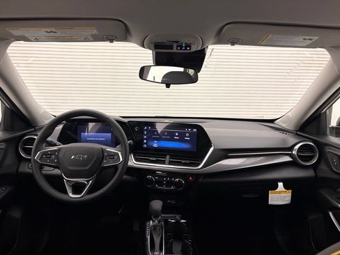 New 2026 Chevrolet Trax ACTIV w/ Driver Confidence Package FWD image 35