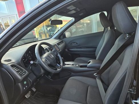 Used 2021 Honda HR-V Sport image 22