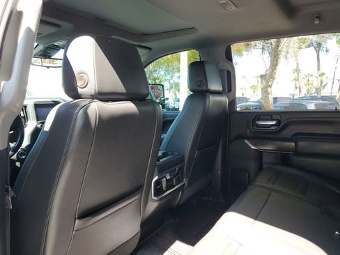 Used 2021 GMC Sierra 2500 Denali w/ Denali Ultimate Package image 10