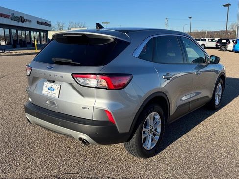 Used 2021 Ford Escape SE w/ Cold Weather Package image 3