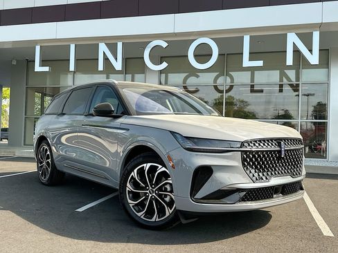 New 2026 Lincoln Nautilus Reserve AWD/4WD image 1