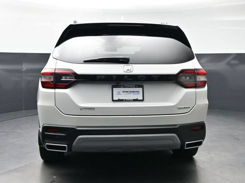 Certified 2023 Honda Pilot Touring image 6