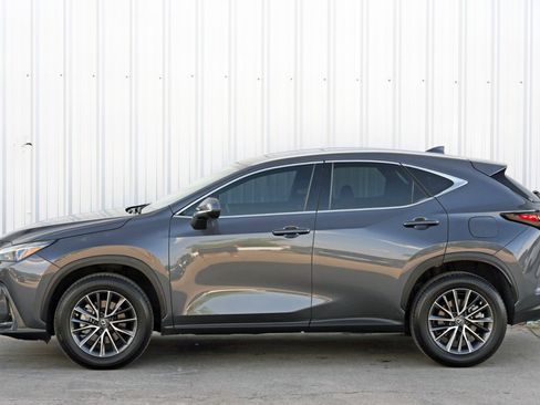 Used 2023 Lexus NX 250 FWD w/ Towing Package (2000 Lbs) image 51