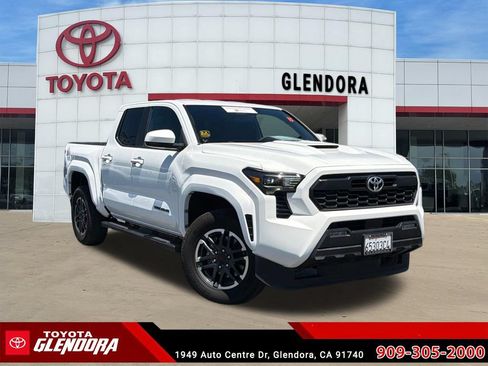 Certified 2024 Toyota Tacoma TRD Sport RWD image 1