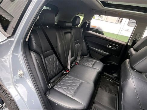 Used 2023 Nissan Rogue Platinum w/ Platinum Premium Package FWD image 25