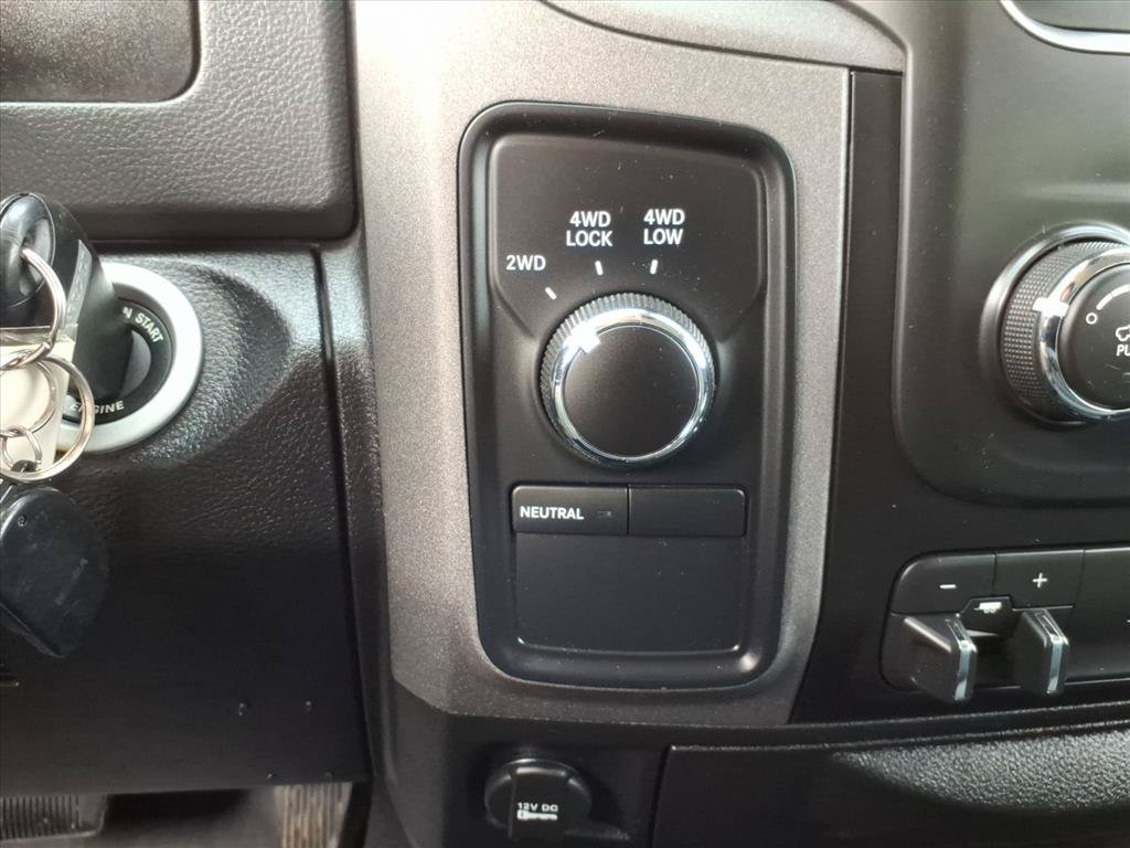 Used 2018 RAM 2500 Tradesman w/ Chrome Appearance Group AWD/4WD image 22