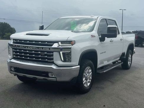 Used 2022 Chevrolet Silverado 2500 LTZ w/ LTZ Convenience Package AWD/4WD image 3
