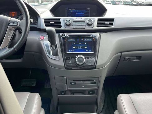 Used 2016 Honda Odyssey Touring image 6