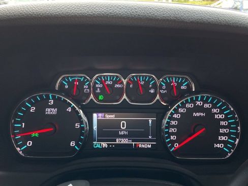 Used 2015 Chevrolet Tahoe LTZ AWD/4WD image 8