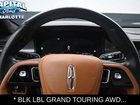 Used 2023 Lincoln Aviator Black Label Grand Touring AWD/4WD image 19