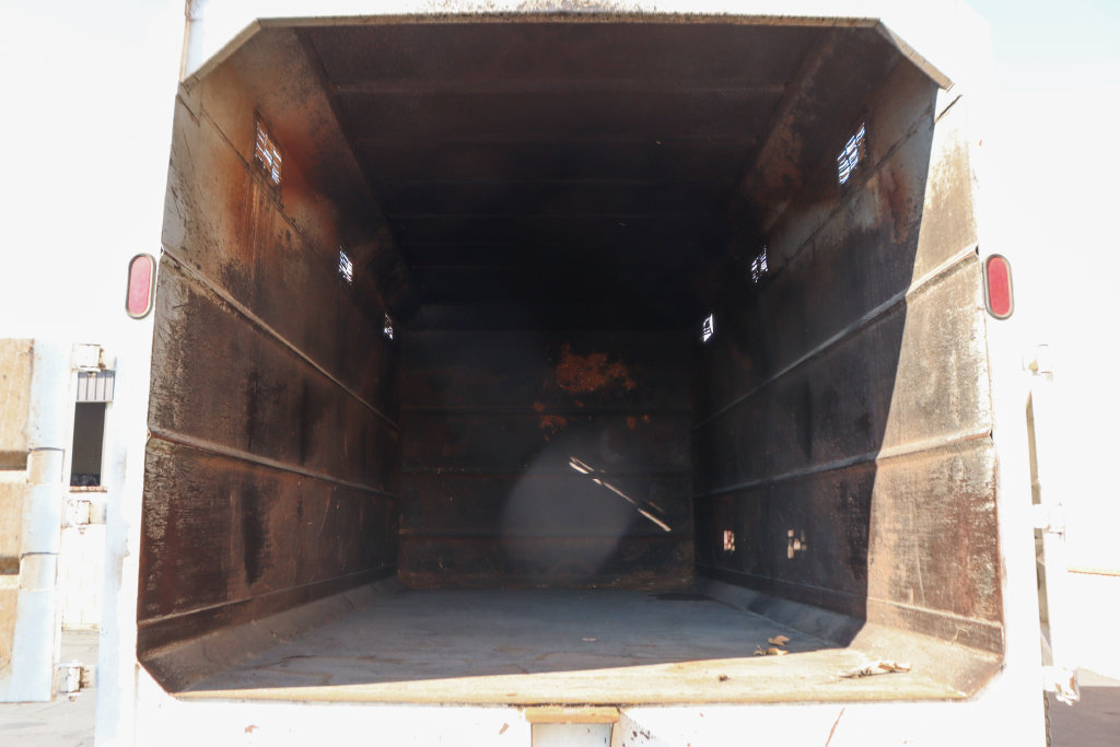Used 2022 Ford F650 2WD Crew Cab Super Duty image 12
