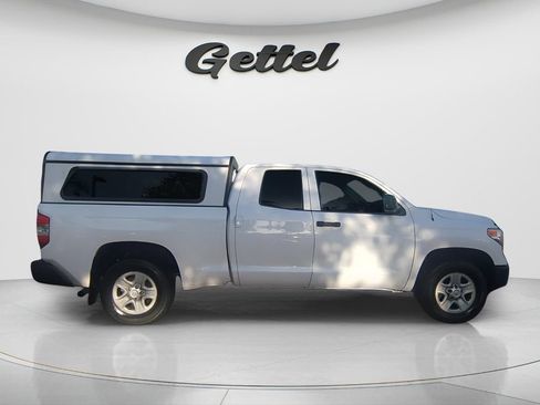 Used 2016 Toyota Tundra SR w/ Tow Package RWD image 4