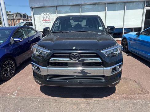 Used 2022 Toyota 4Runner Limited AWD/4WD image 2