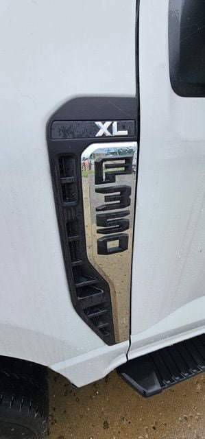 New 2025 Ford F350 XL w/ XL Chrome Package AWD/4WD image 7