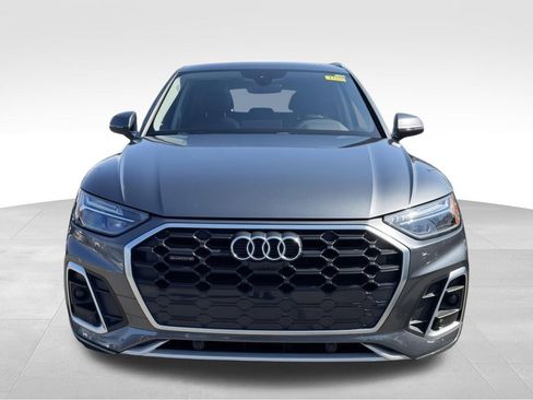 Used 2023 Audi Q5 2.0T Premium Plus w/ Premium Plus Package AWD/4WD image 2