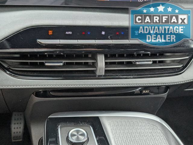 Certified 2025 Buick Enclave Preferred AWD/4WD image 11
