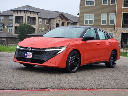 New 2026 Nissan Sentra SR FWD image 2