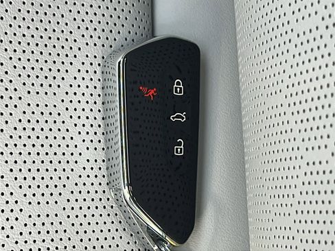 New 2026 Volkswagen ID.4 Pro S image 29