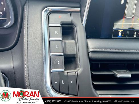 Certified 2023 Chevrolet Suburban High Country image 17