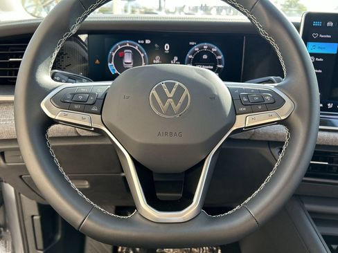New 2026 Volkswagen Tiguan S FWD image 18