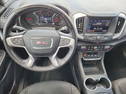 Used 2020 GMC Terrain SLE w/ Driver Convenience Package FWD image 11