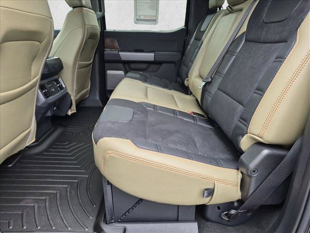 New 2026 Ford F250 Lariat w/ Black Appearance Package AWD/4WD image 14