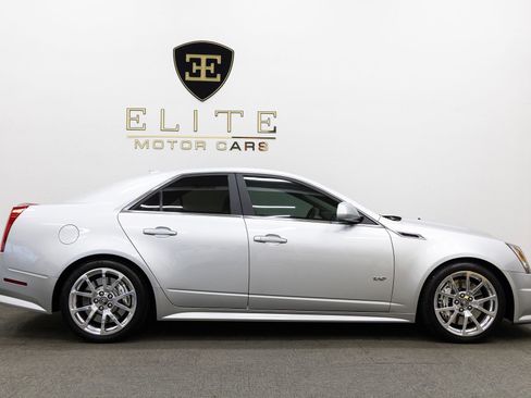 Used 2014 Cadillac CTS V w/ Wood Trim Package image 10