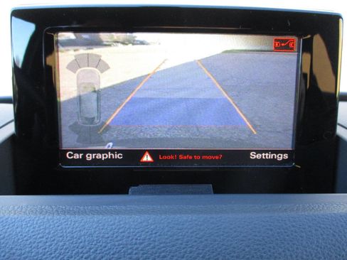 Used 2018 Audi Q3 2.0T Premium Plus w/ Premium Plus Package image 65