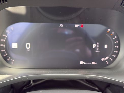 Used 2025 Volvo XC60 B5 Ultra w/ Protection Package Premier AWD/4WD image 11