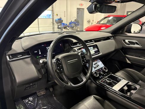Used 2019 Land Rover Range Rover Velar S image 7
