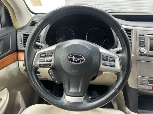 Used 2014 Subaru Outback 2.5i Limited image 14