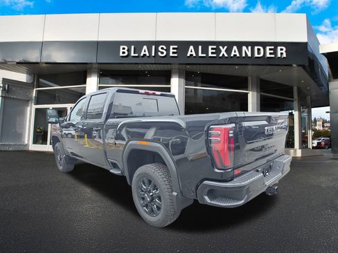 New 2026 GMC Sierra 3500 AT4 w/ Technology Package image 6