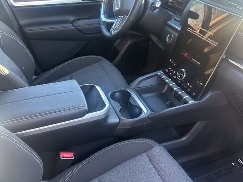 Used 2025 GMC Terrain Elevation image 5