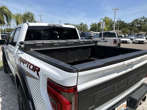 Used 2025 Ford F150 Raptor AWD/4WD image 9