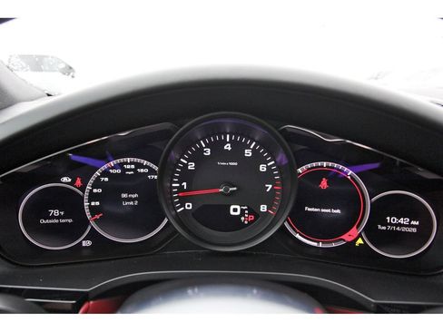Used 2021 Porsche Cayenne AWD/4WD image 13
