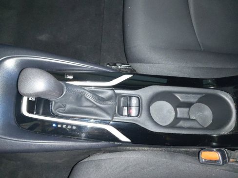 Used 2022 Toyota Corolla LE image 26