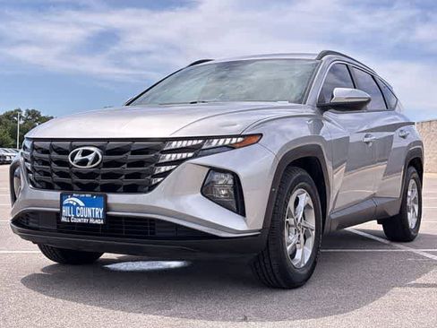 Used 2022 Hyundai Tucson SEL FWD image 11