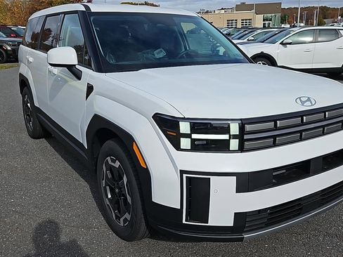 New 2026 Hyundai Santa Fe SE image 1