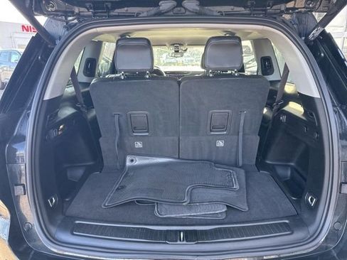 Used 2023 Jeep Grand Cherokee L Limited image 21